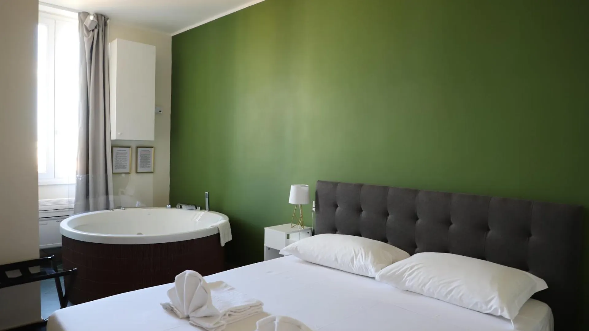 Apartment Vatican Jacuzzi House Rome Italy